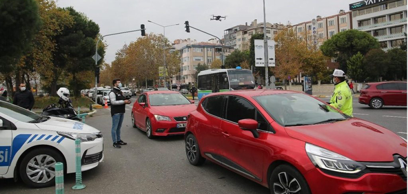 Trafik Denetleme Şube Müdürlüğü ekiplerince drone destekli uygulama gerçekleştirildi