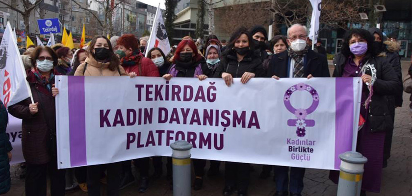 8 MART DÜNYA EMEKÇİ KADINLAR GÜNÜ YÜRÜYÜŞÜ DÜZENLENDİ