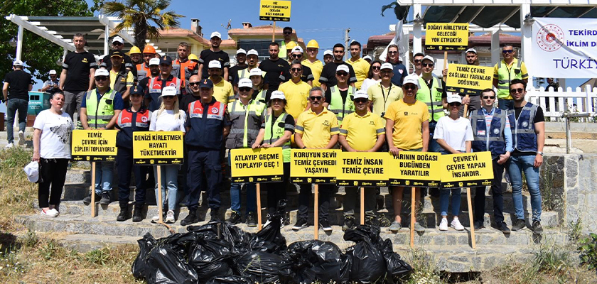 Asyaport, Msc, Medlog Ve Tekirdağ Çevre Şehircilik Ve İklim Değişikliği İl

Müdürlüğü Çalışanların’dan Plaj Temizliği Yapıldı
