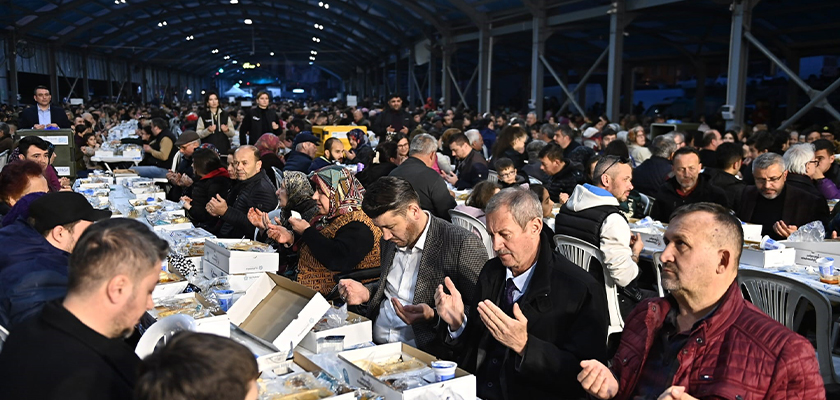 Gönül Sofrası iftar programları Altınova Mahallesi ile başlıyor