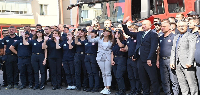 BÜYÜKŞEHİR İTFAİYESİ’NDEN COŞKULU KUTLAMA